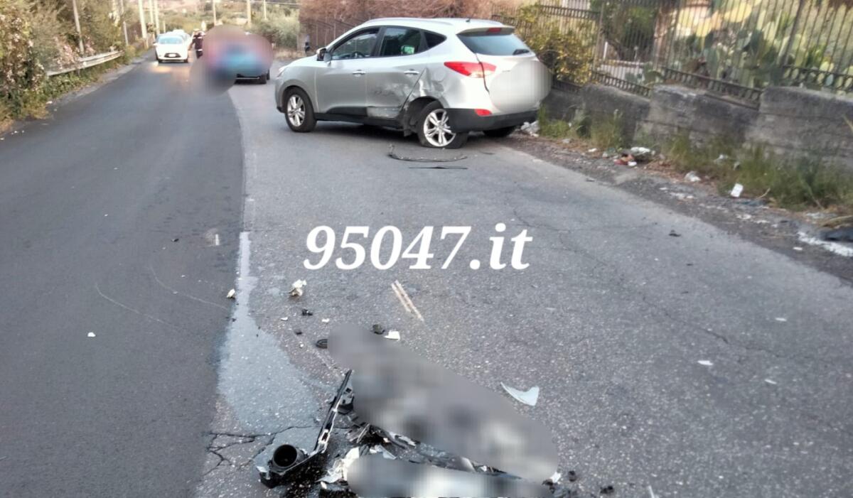 BELPASSO: INCIDENTE SULLA SP14. FERITA UNA DONNA - 