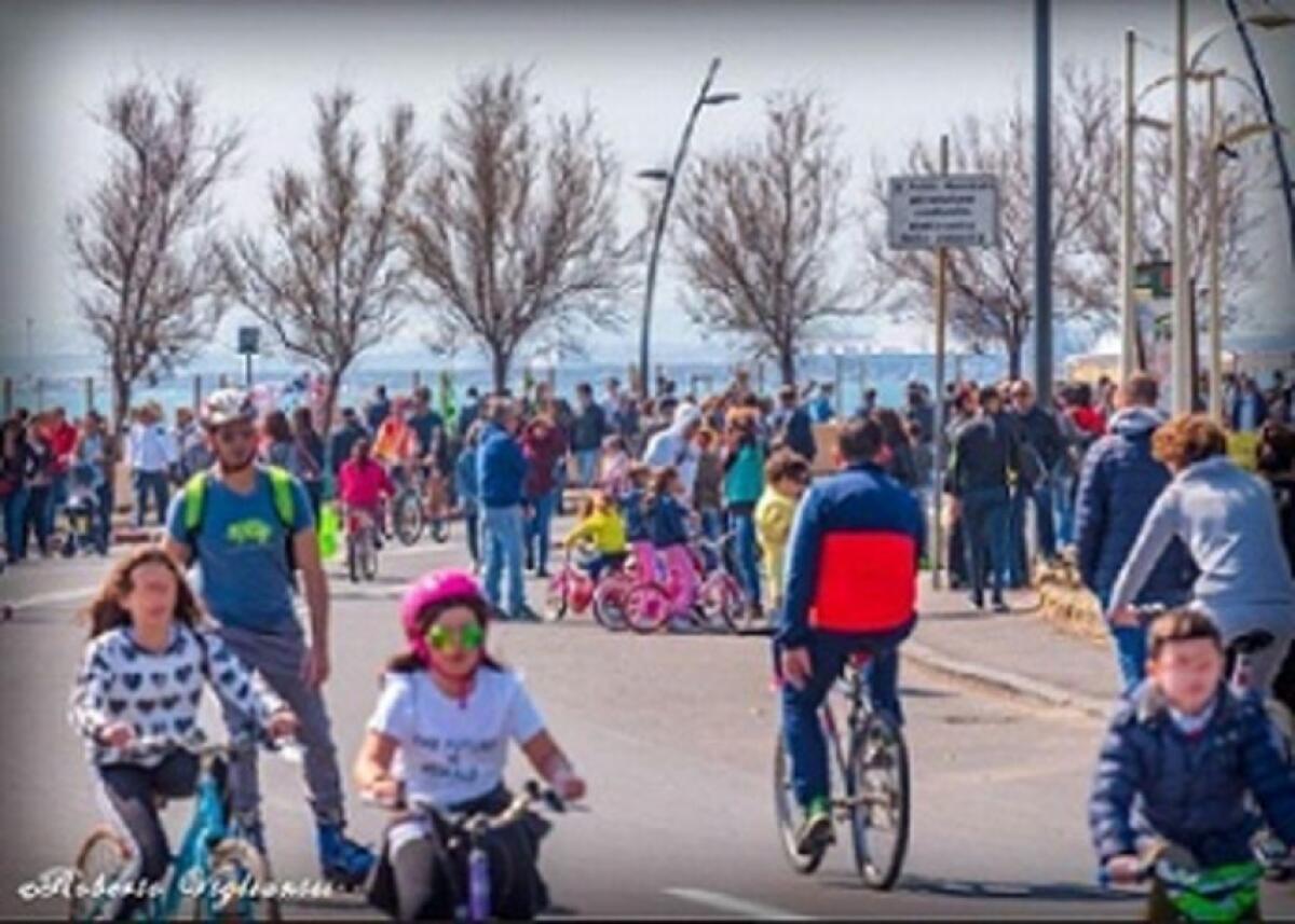 CATANIA DA OGGI LA PRIMA DELLE QUATTRO DOMENICHE DEL LUNGOMARE FEST E DEL FRONTE MARE PEDONALIZZATO - 
