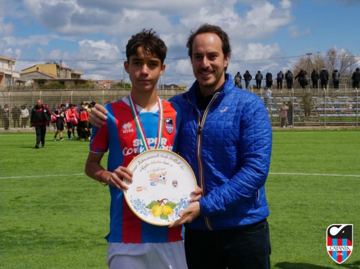 IL CENTROCAMPISTA PATERNESE GIUSEPPE PANNITTERI MIGLIOR GIOCATORE DEL SICILY FOOTBALL CUP 2023 - 
