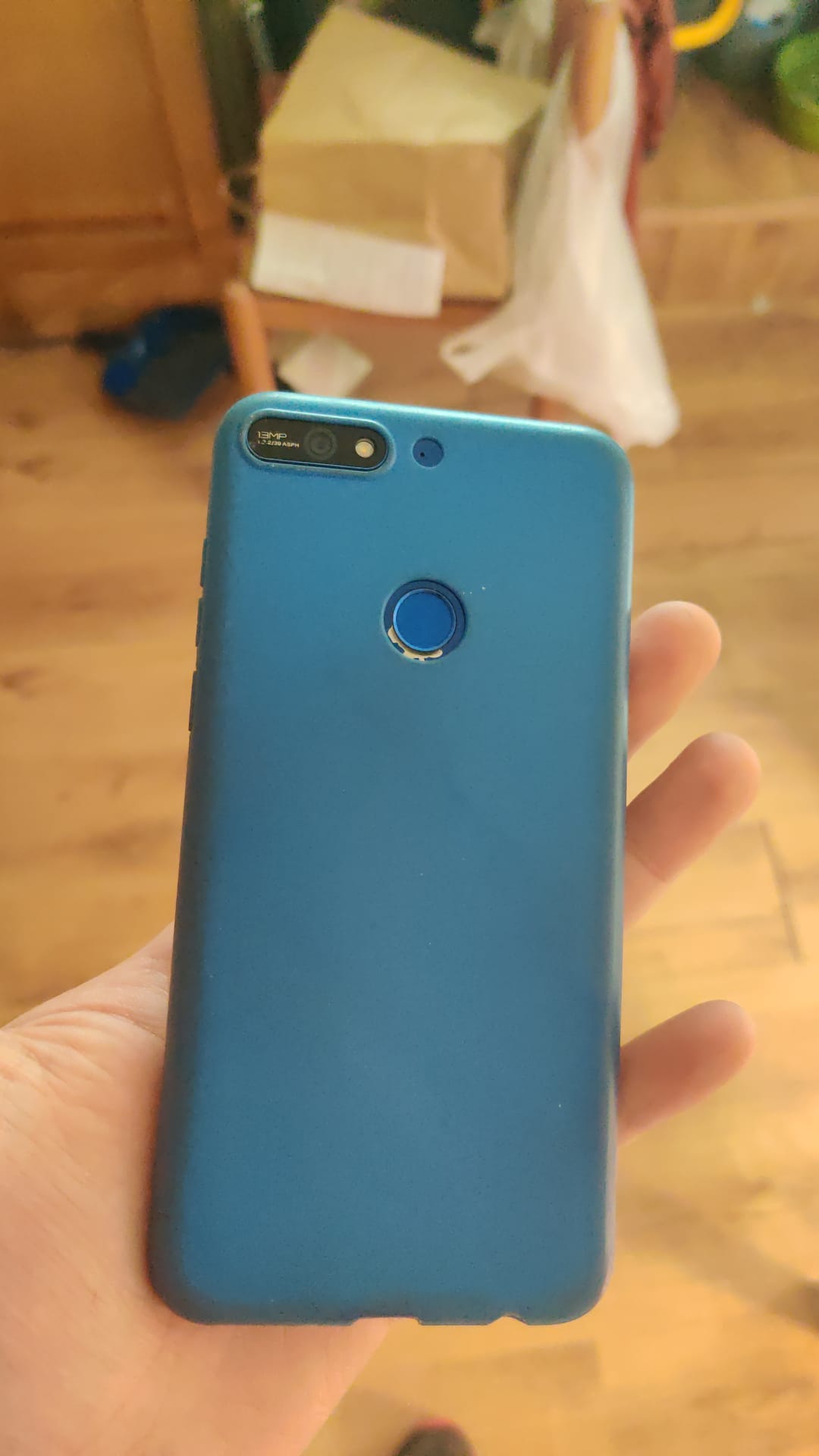 "QUALCUNO LO RICONOSCE"??