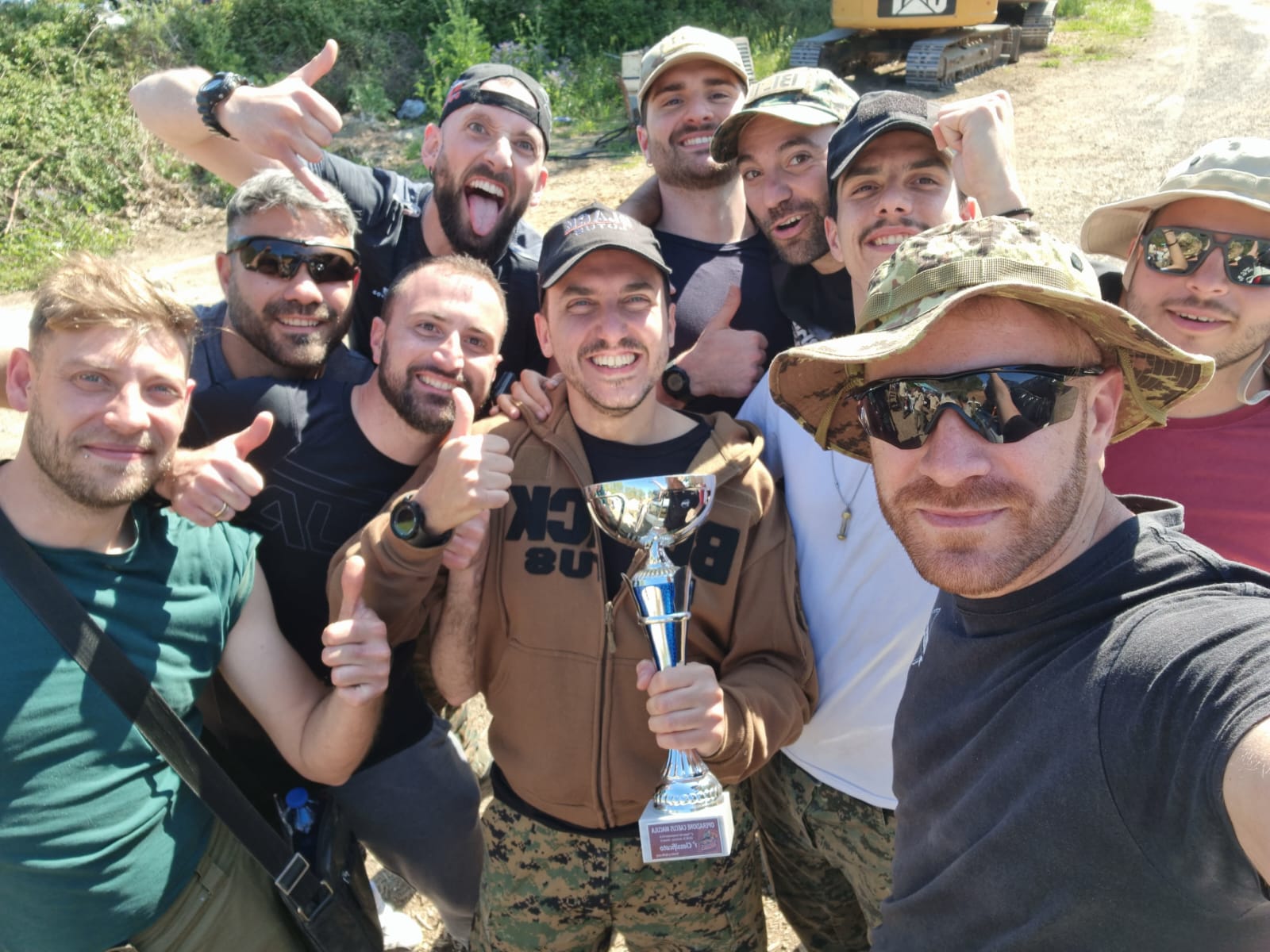 I BLACK LOTUS SOFTAIR DI PATERNO' HANNO VINTO L'ULTIMA TAPPA DEL CAMPIONATO SICILIANO QUALIFICANDOSI AI PLAYOFF PER LE NAZIONALI .