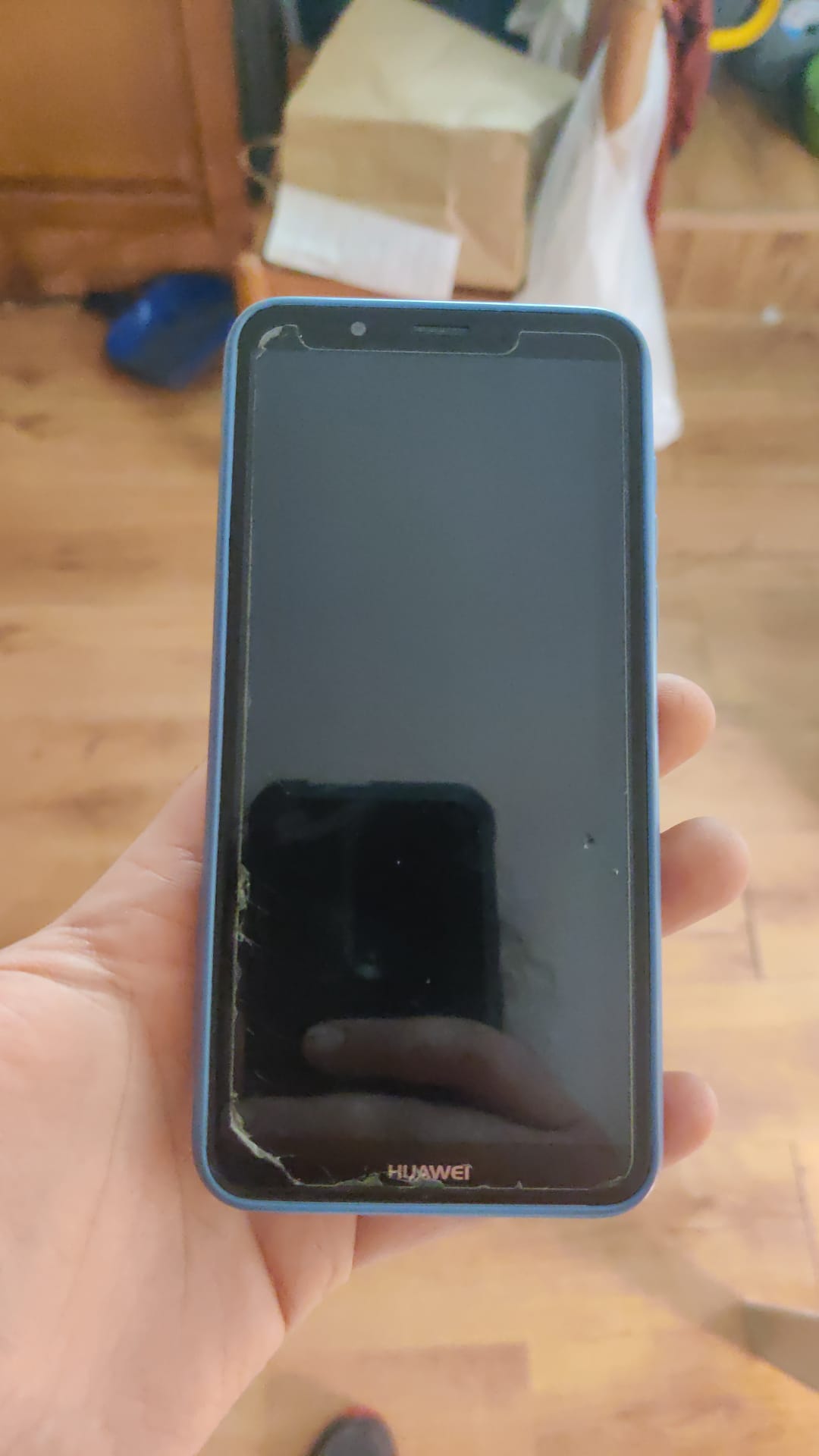 "QUALCUNO LO RICONOSCE"??