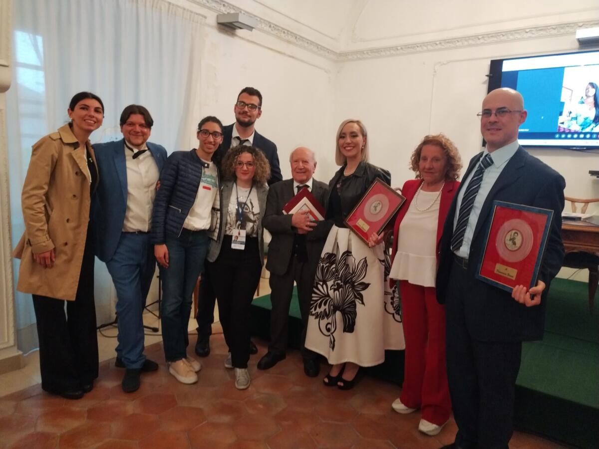 PATERNÒ: GRANDE SUCCESSO PER LA TERZA EDIZIONE DEL “RICONOSCIMENTO MUSICALE PREMIO GIULIO CRIMI CITTÀ DI PATERNÒ” - 