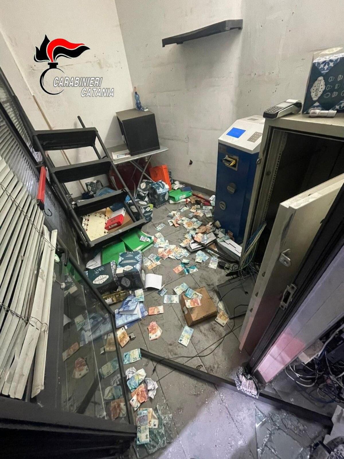 SAN GIOVANNI LA PUNTA. FURTO CON SPACCATA PRESSO DISTRIBUTORE DI CARBURANTI. UN ARRESTO - 