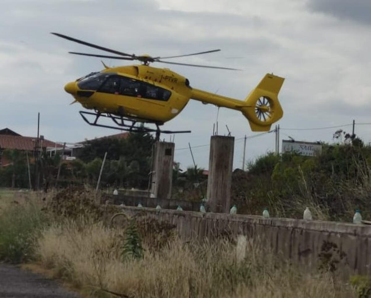 BIANCAVILLA: CADE DAL TETTO MENTRE TOGLIE LA CENERE DELL’ETNA, È GRAVE - 