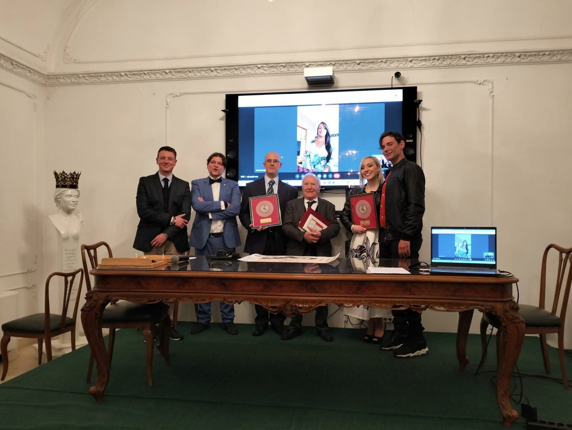 PATERNÒ: GRANDE SUCCESSO PER LA TERZA EDIZIONE DEL “RICONOSCIMENTO MUSICALE PREMIO GIULIO CRIMI CITTÀ DI PATERNÒ”