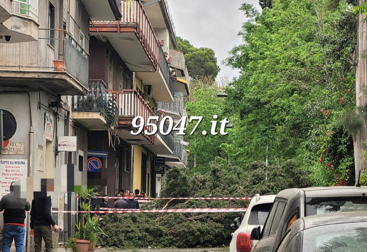 MALTEMPO NEL CATANESE, I VIGILI DEL FUOCO RICHIAMANO PERSONALE IN TURNO LIBERO