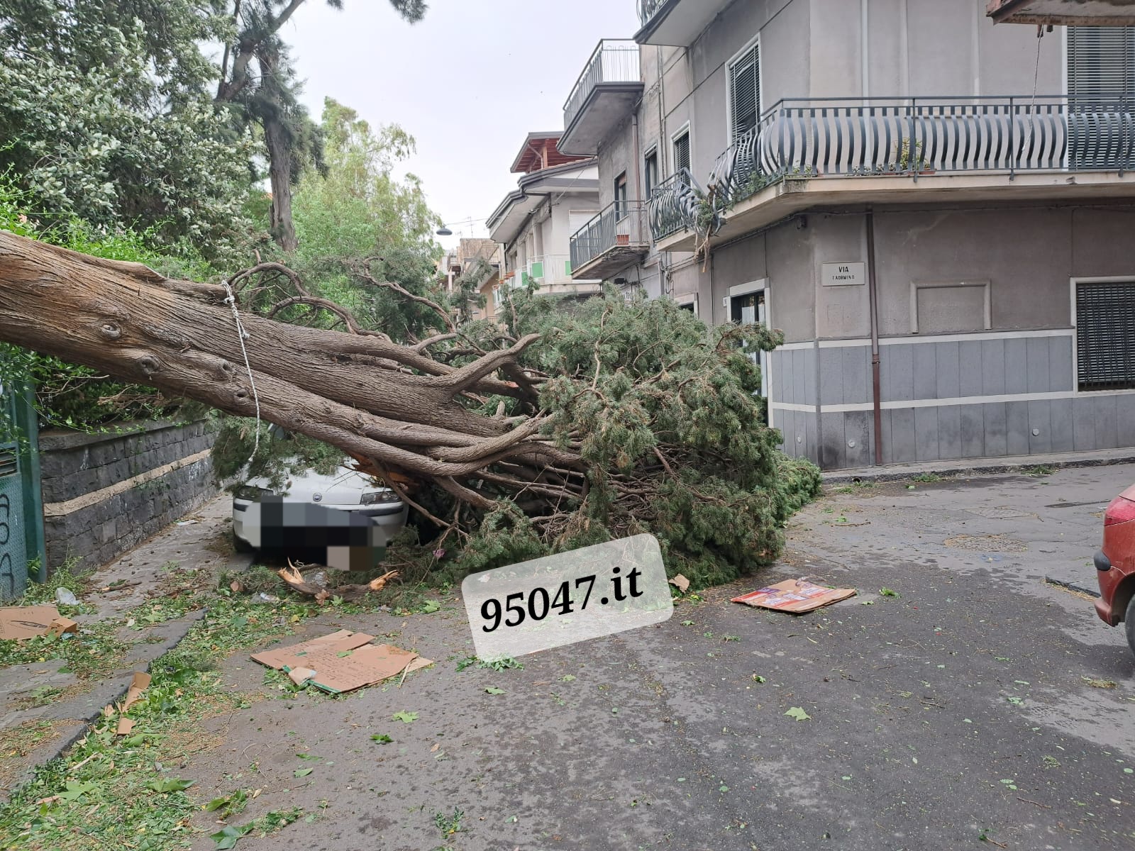 MALTEMPO NEL CATANESE, I VIGILI DEL FUOCO RICHIAMANO PERSONALE IN TURNO LIBERO