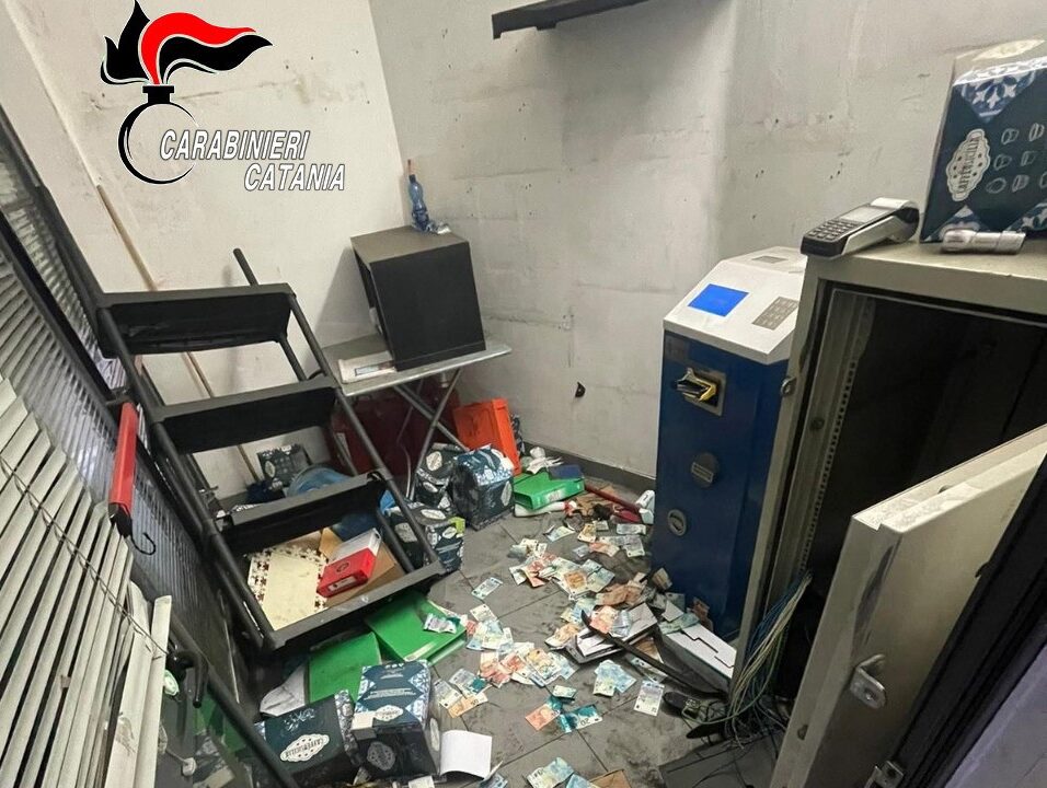 SAN GIOVANNI LA PUNTA. FURTO CON SPACCATA PRESSO DISTRIBUTORE DI CARBURANTI. UN ARRESTO