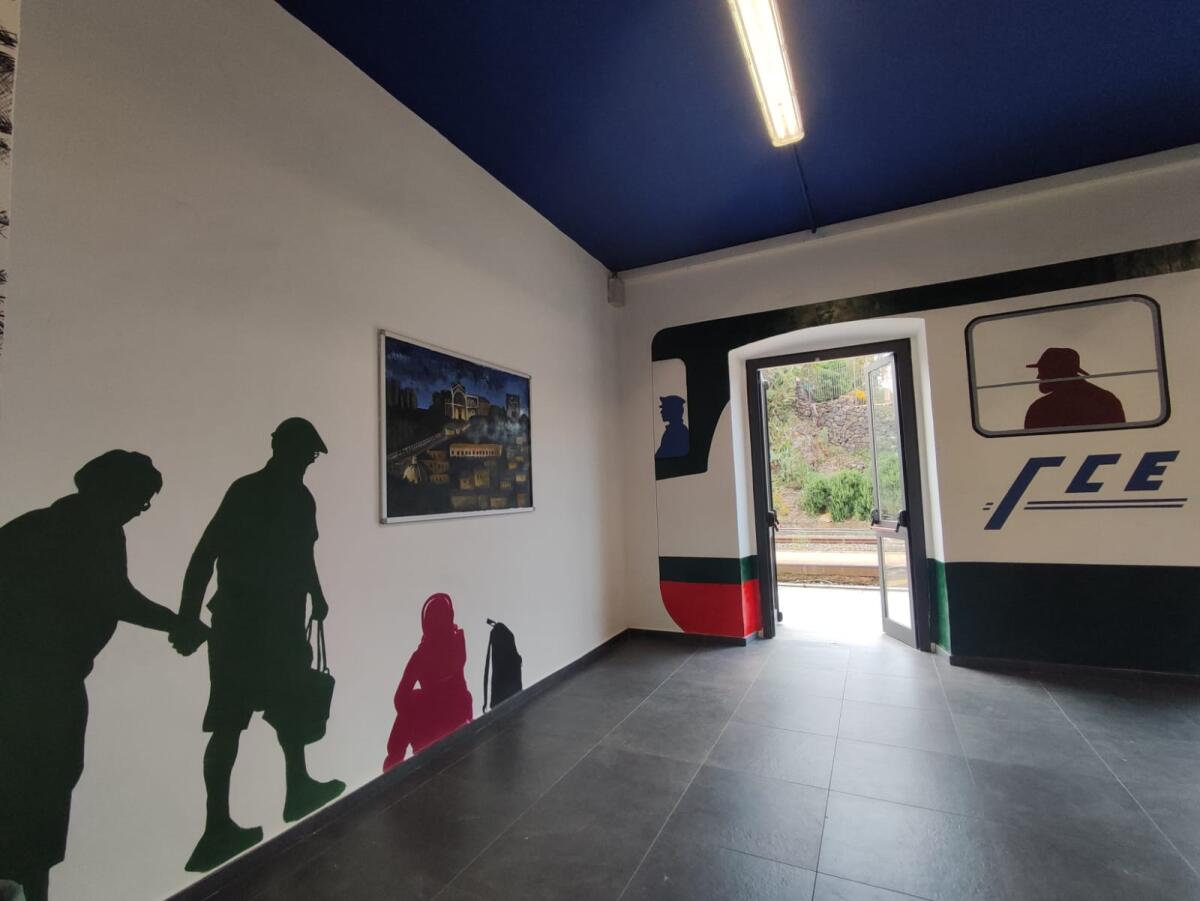 INAUGURATA LA SALA D'ATTESA DELLA STAZIONE FCE DI PATERNÒ CHE CAMBIA VESTE GRAZIE AL PROGETTO "COLORFUL STREET". LE FOTO - 