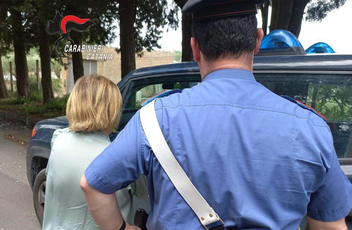 CATANIA E GRAMMICHELE. DUE DONNE TENTANO IL SUICIDIO MA VENGONO SALVATE DAI CARABINIERI - 