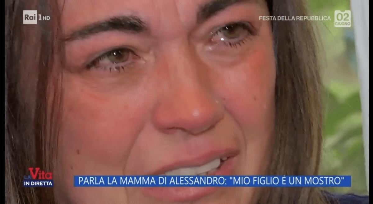 GIULIA TRAMONTANO, MADRE DI IMPAGNATIELLO IN LACRIME: "MIO FIGLIO È UN MOSTRO, CHIEDO PERDONO PER AVER FATTO UN FIGLIO COSÌ" - 