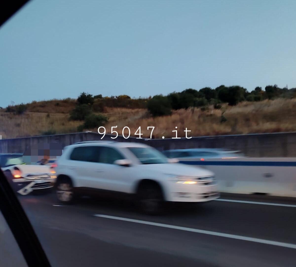 TAMPONAMENTO SULLA TANGENZIALE NEI PRESSI SVINCOLO MISTERBIANCO,  CODE - 