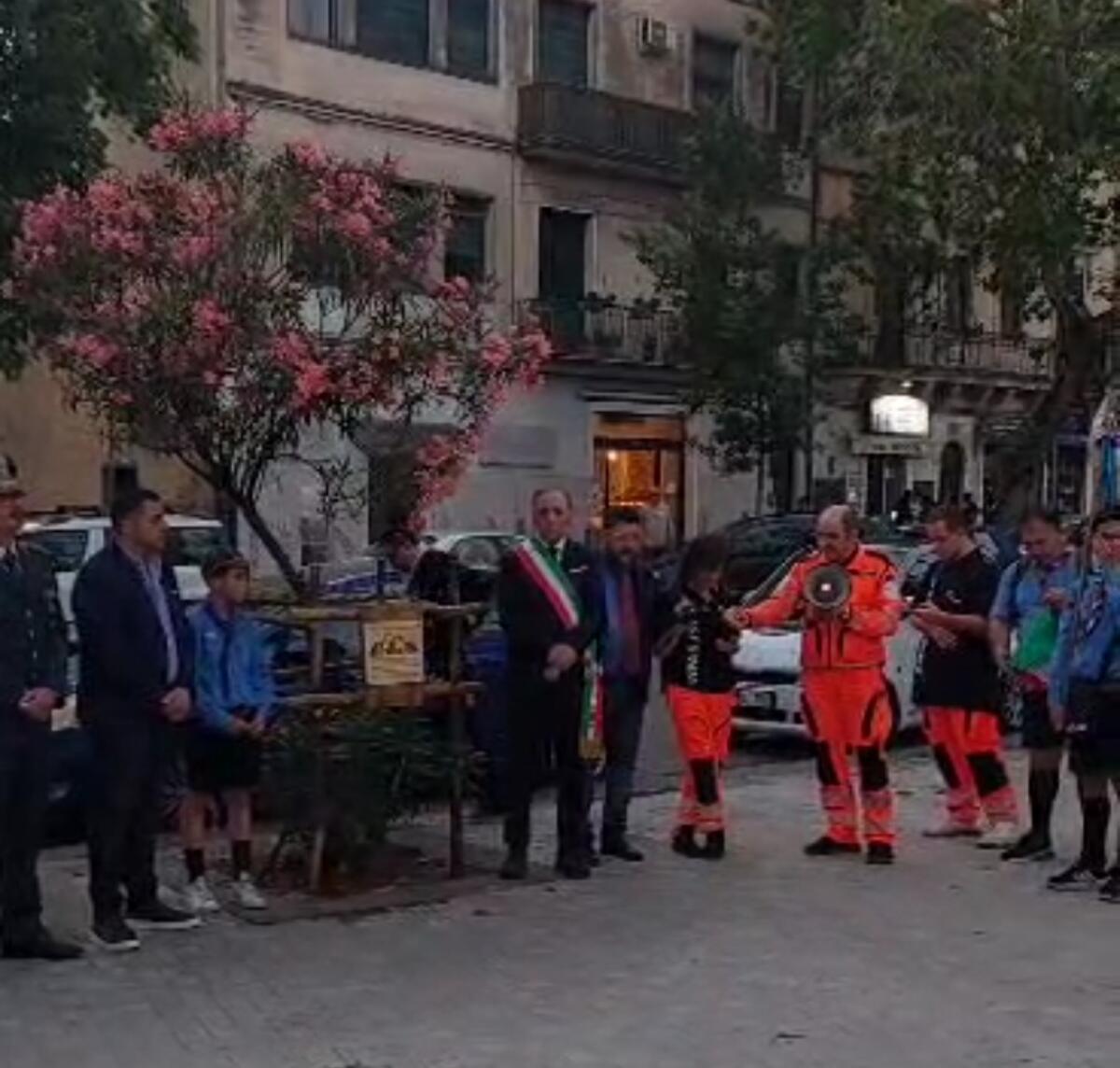 ANCHE PATERNÒ HA UN ALBERO DEDICATO ALLE VITTIME DELLA MAFIA. - 