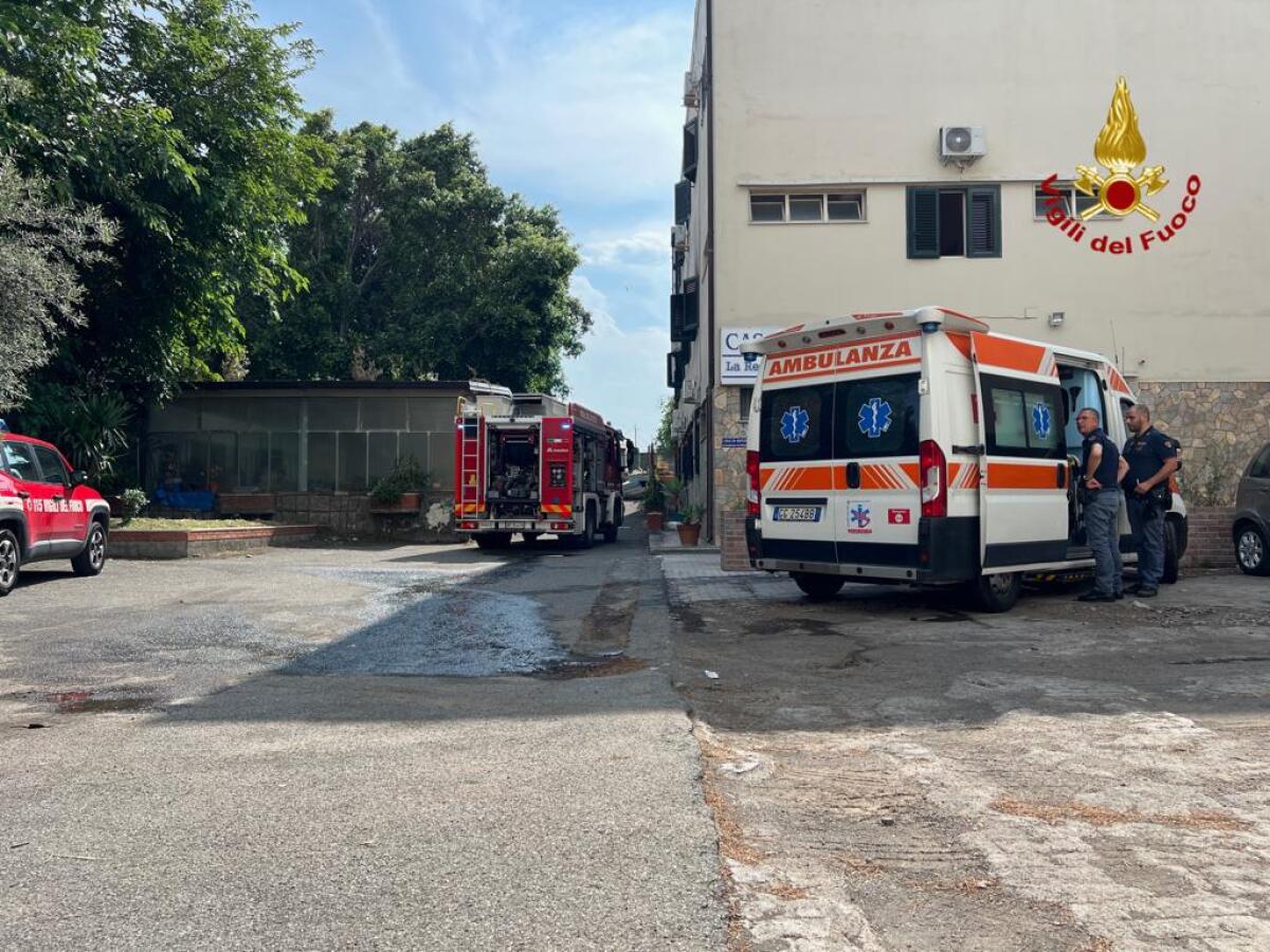 INCENDIO CASA DI RIPOSO A SAN GIOVANNI GALERMO, UN OSPITE IN OSPEDALE - 