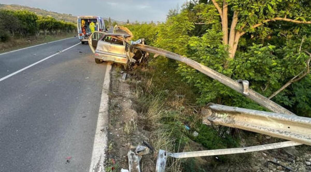 GRAVISSIMO INCIDENTE STRADALE SULLA STATALE 385 A MINEO, MORTE DUE PERSONE - 