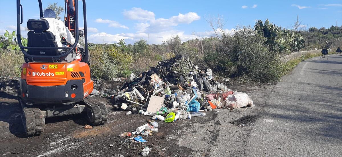 INIZIATI I LAVORI DI BONIFICA DELLA SP 57 (LA VECCHIA STRADA PATERNÒ-RAGALNA) - 