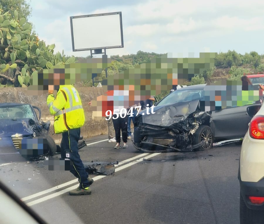 AGGIORNAMENTO. GRAVE INCIDENTE SULLA SS284, DUE FERITI.  UN UOMO  GRAVE, TRASPORTATO IN ELISOCCORSO AL CANNIZZARO