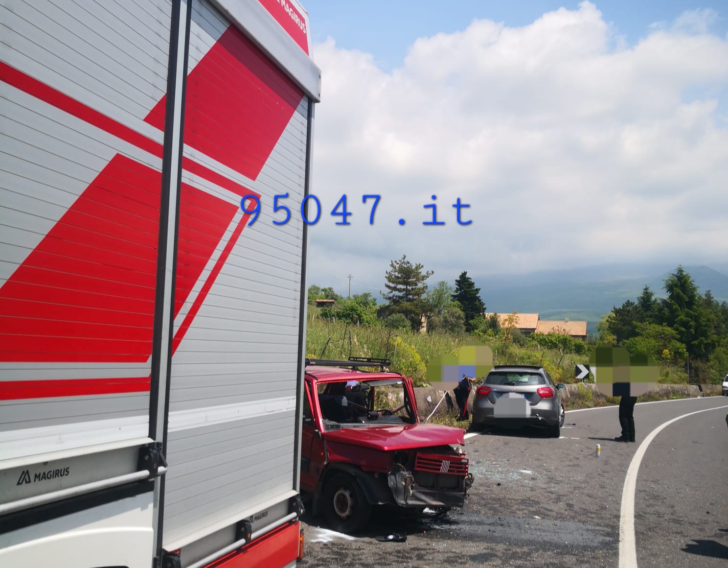 ENNESIMO GRAVE INCIDENTE SULLA SS284, DUE FERITI