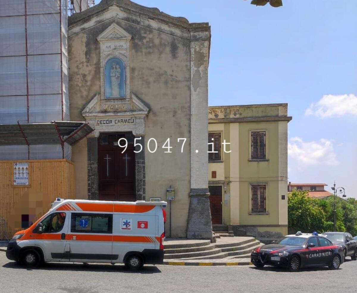 RAGALNA. DONNA AGGREDITA DA UN CANE MENTRE PORTA A SPASSO IL SUO - 