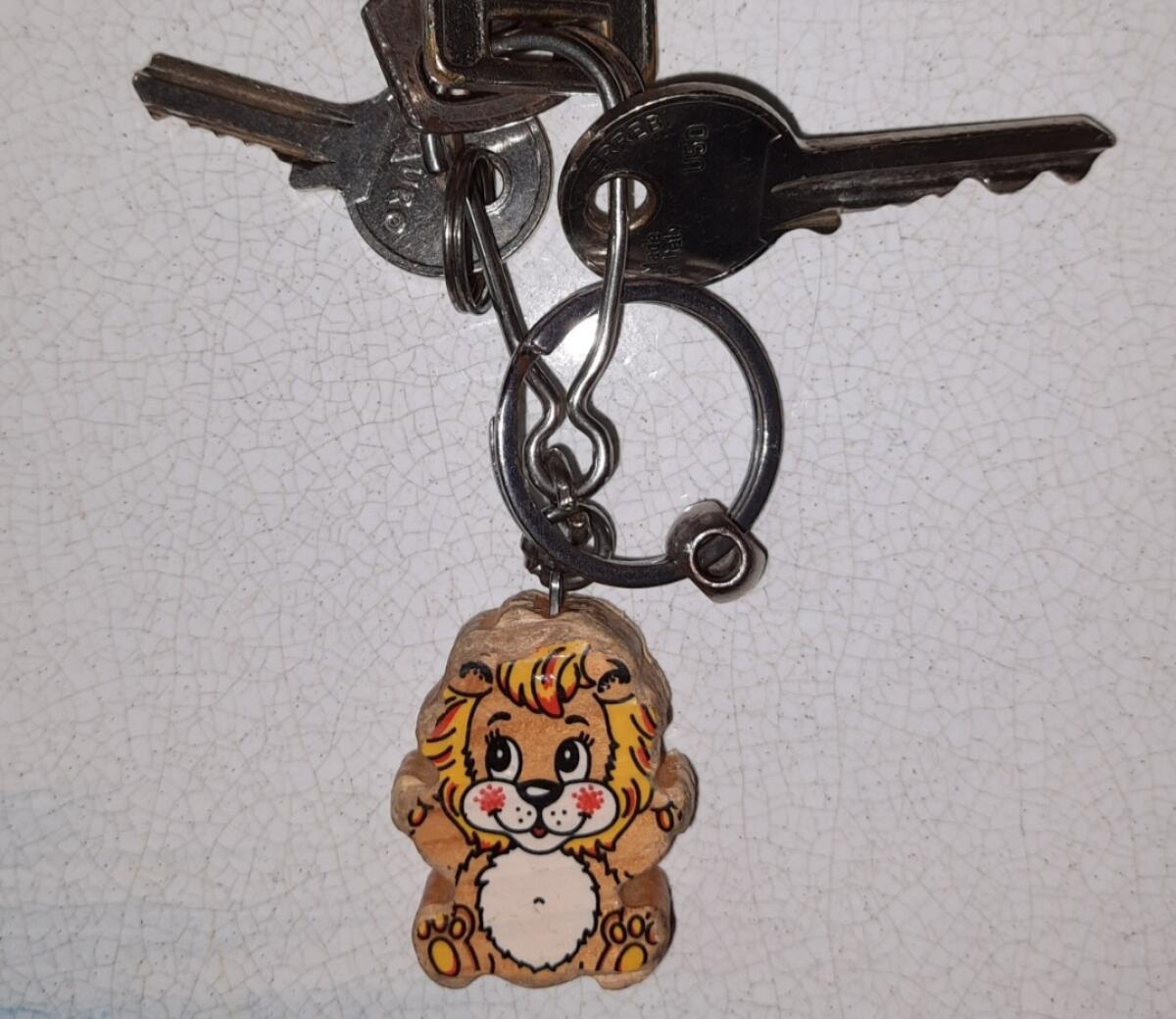 PATERNÒ. TROVATI QUESTO MAZZO DI CHIAVI - 