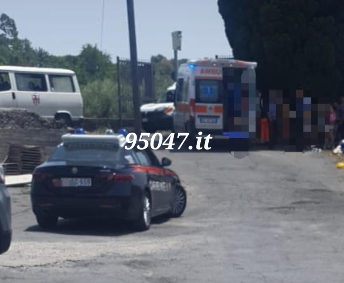 PATERNO’: INCENDIO SFIORA CAMPO ESTIVO, EVACUATI I RAGAZZI - 