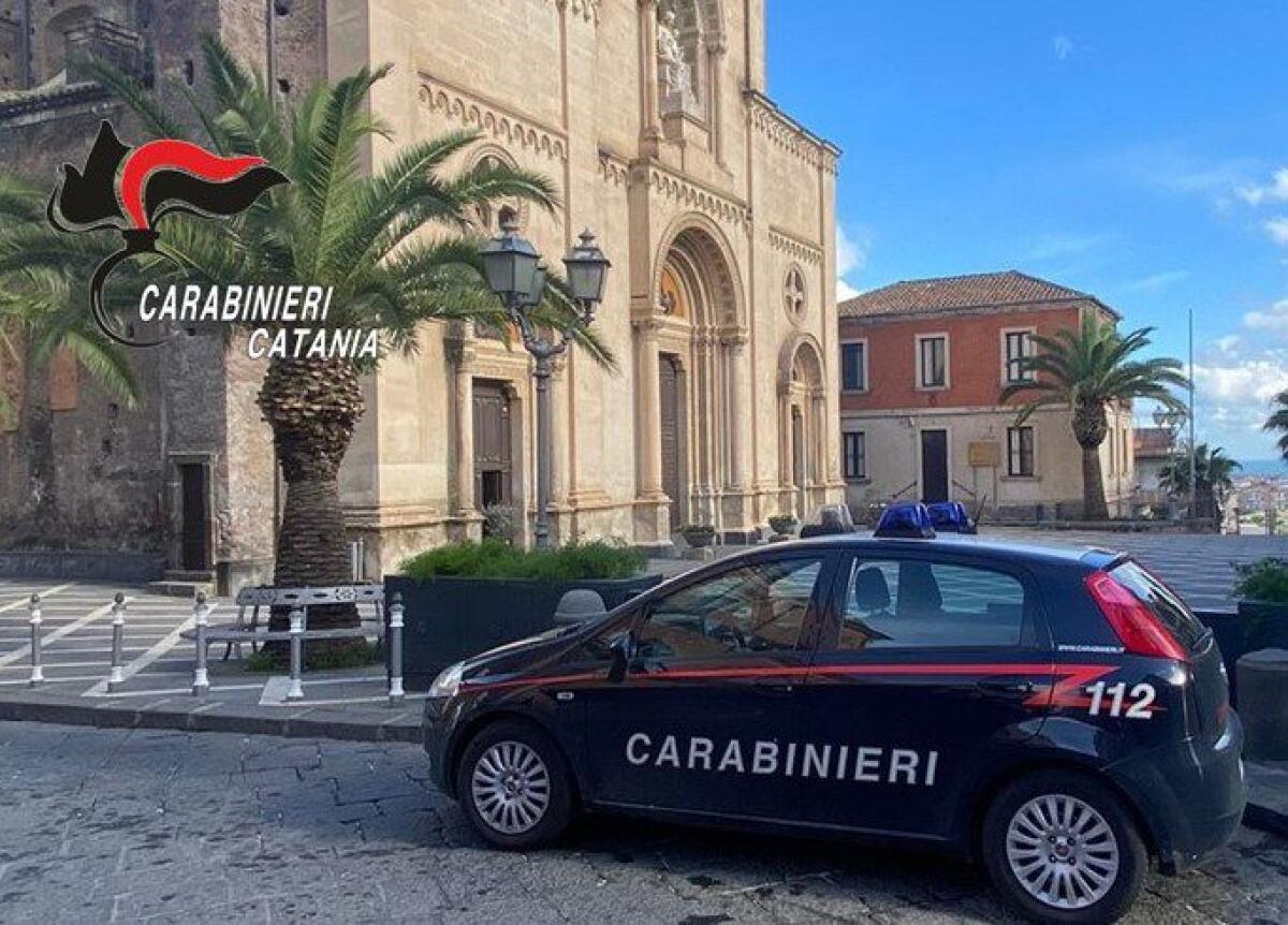 MISTERBIANCO. RIACCOLTO IN CASA DALLA MOGLIE DOPO I MALTRATTAMENTI MA LA PICCHIA ANCORA - 