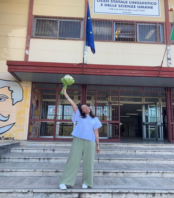 ROBERTA FRANCESCA CAMUTI Liceo Linguistico "F. De Sanctis" 5DL