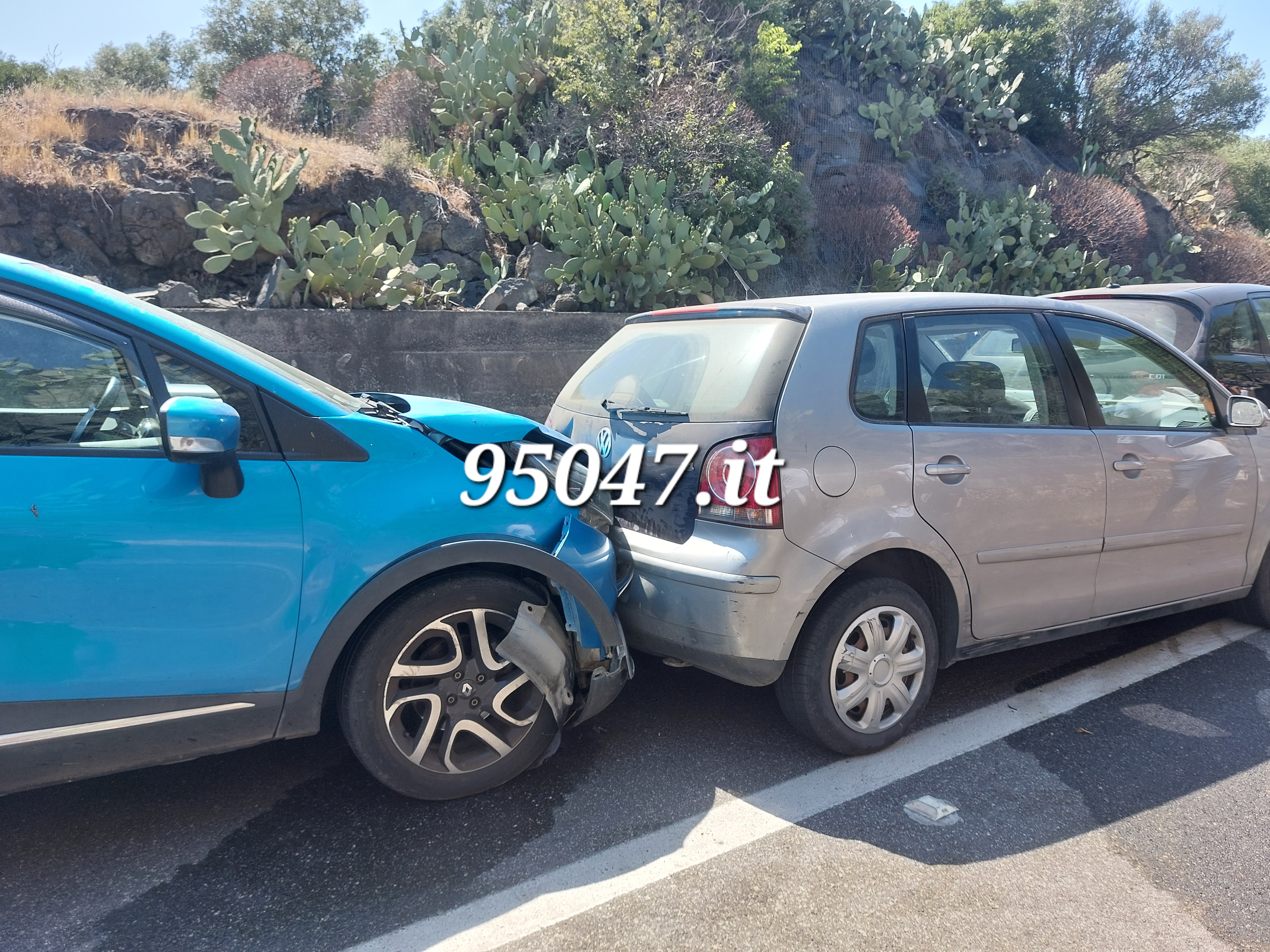 MAXI TAMPONAMENTO A SCALILLI SULLA SS284