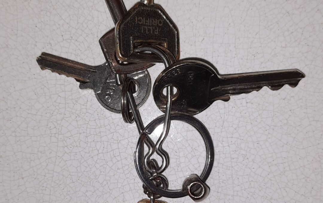 PATERNÒ. TROVATI QUESTO MAZZO DI CHIAVI