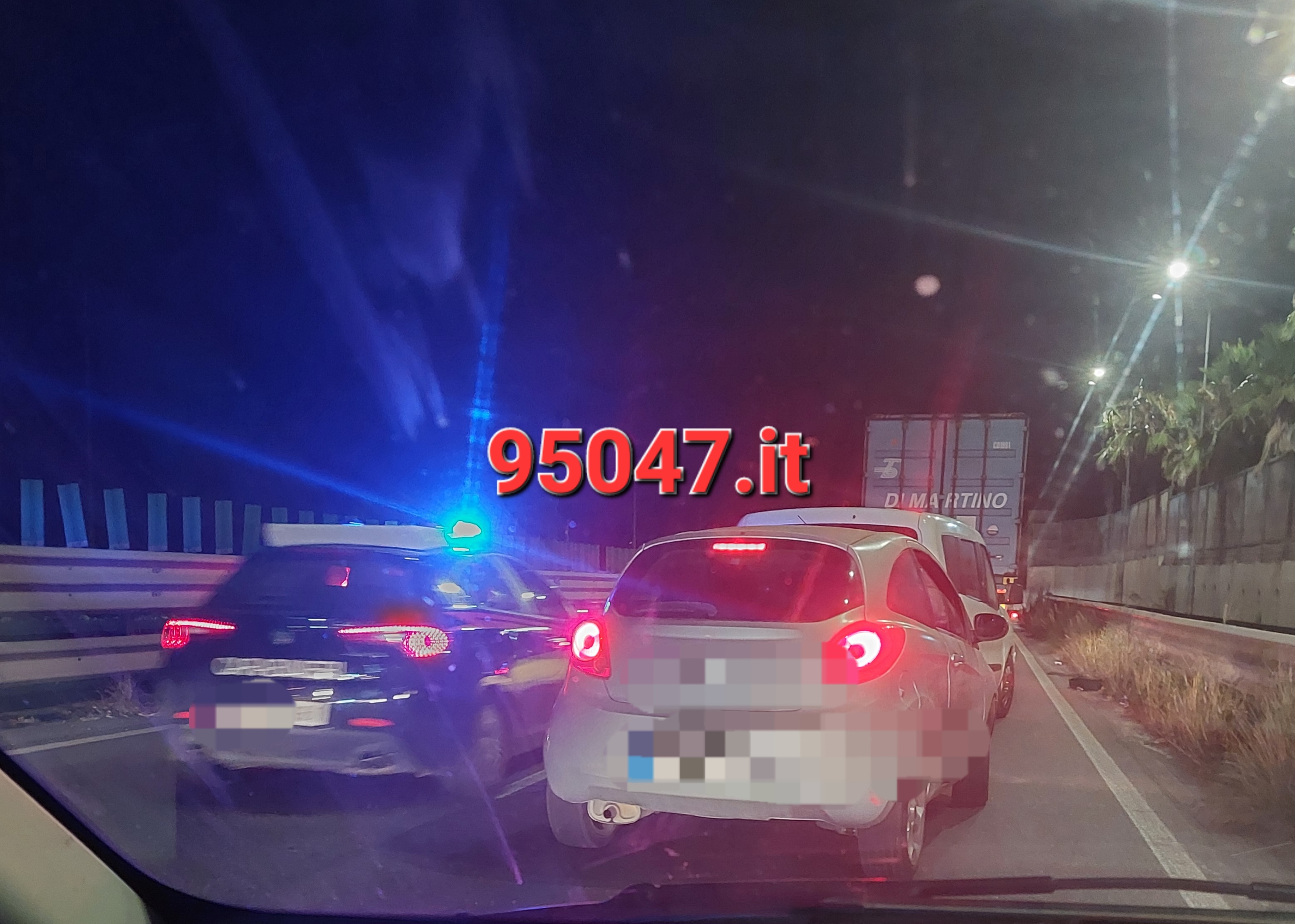 INCIDENTE SULLA SUPERSTRADA 121, CODE