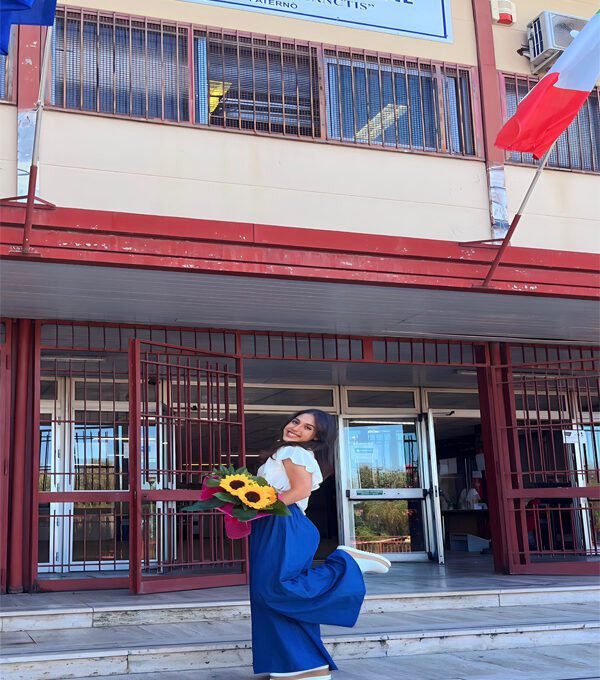 GIULIA SACCONELiceo Linguistico "F. De Sanctis" 5DL