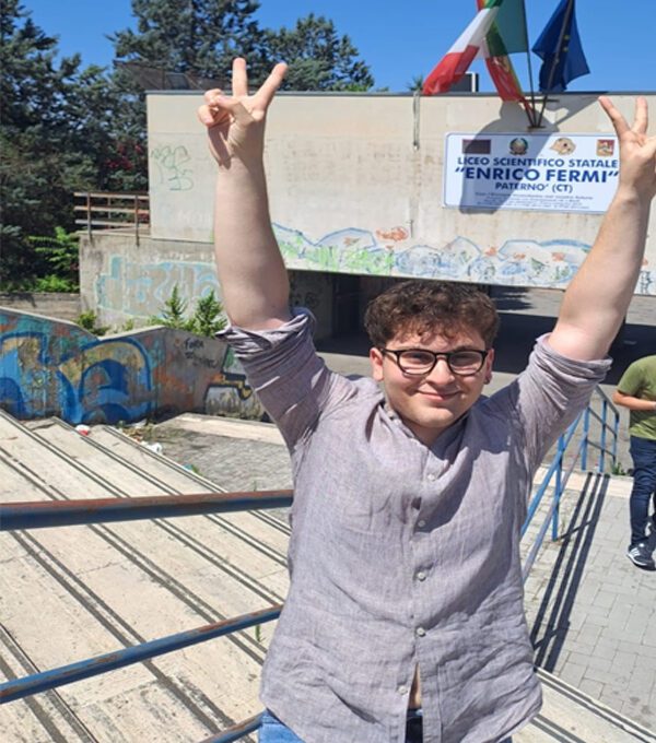 FLAVIO FALLICALiceo Scientifico Enrico Fermi 5 BT