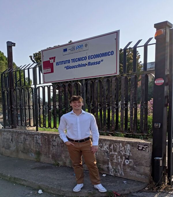 RICCARDO BERTINOITE G. RUSSO 5°ART