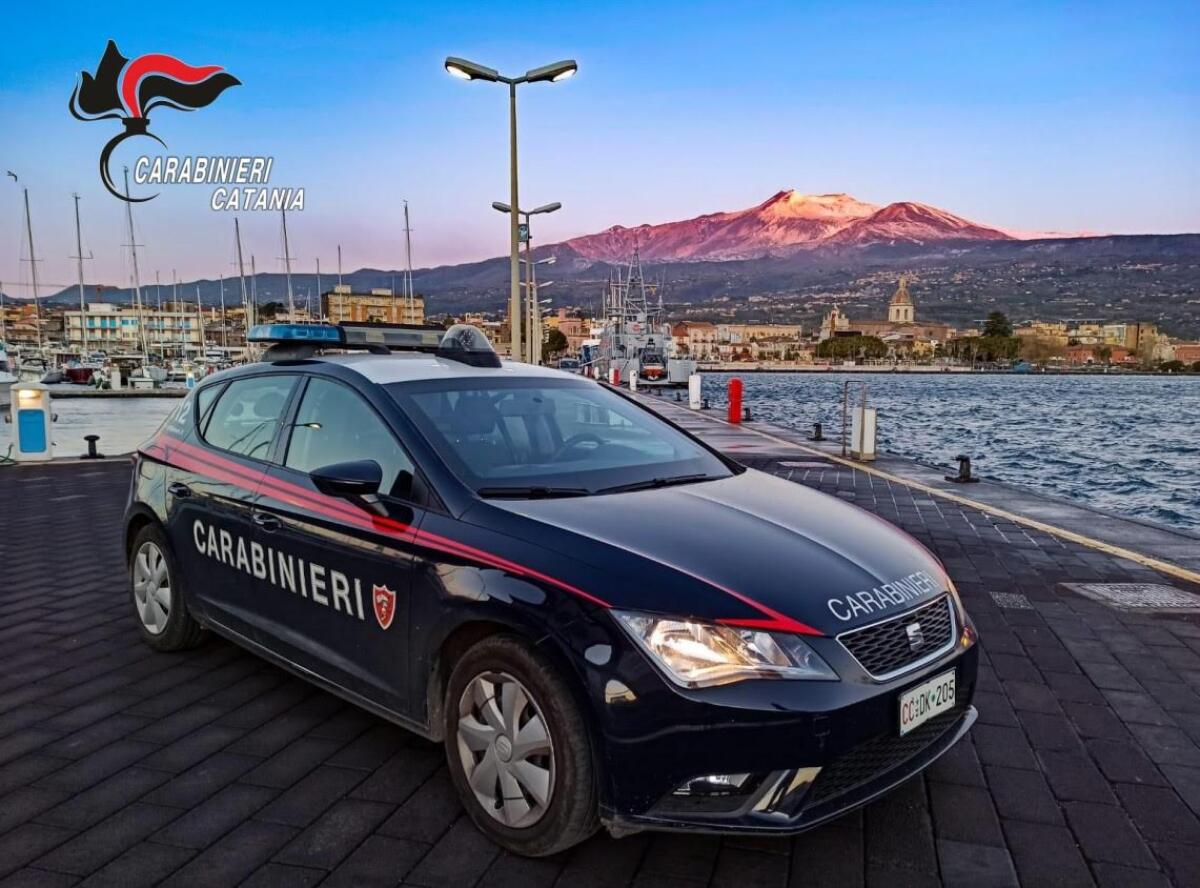 RIPOSTA, LITE A CENA TRA TURISTI APPENA ARRIVATI IN SICILIA: DENUNCIATA 53ENNE RUSSA - 