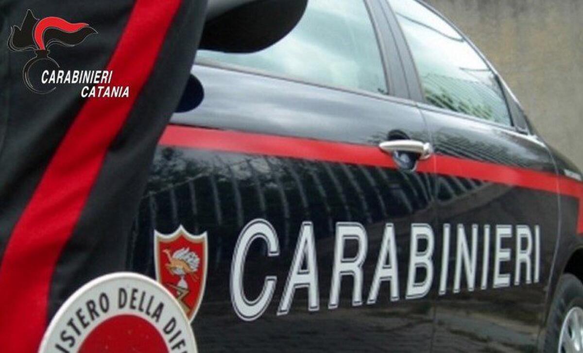 RIPOSTO. PRETENDE SOLDI E SFASCIA LA TABACCHERIA: ARRESTATO - 