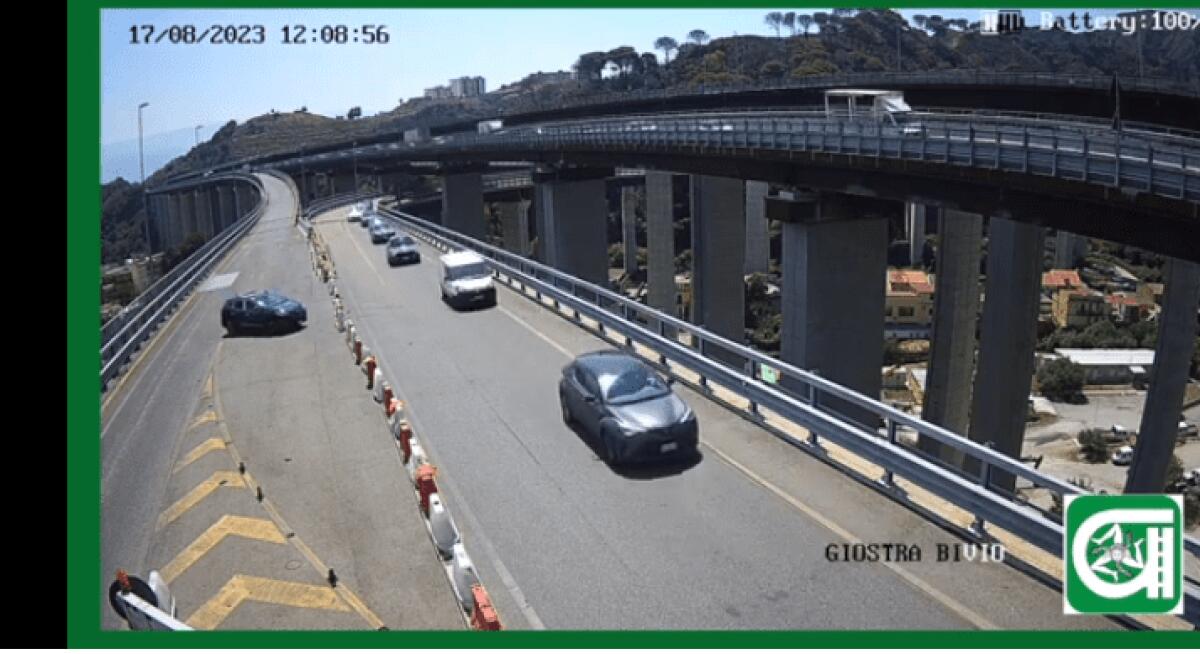 ENNESIMA “FOLLIA” ALLO SVINCOLO DI GIOSTRA: FA RETROMARCIA E RIPARTE CONTROMANO IN AUTOSTRADA - 