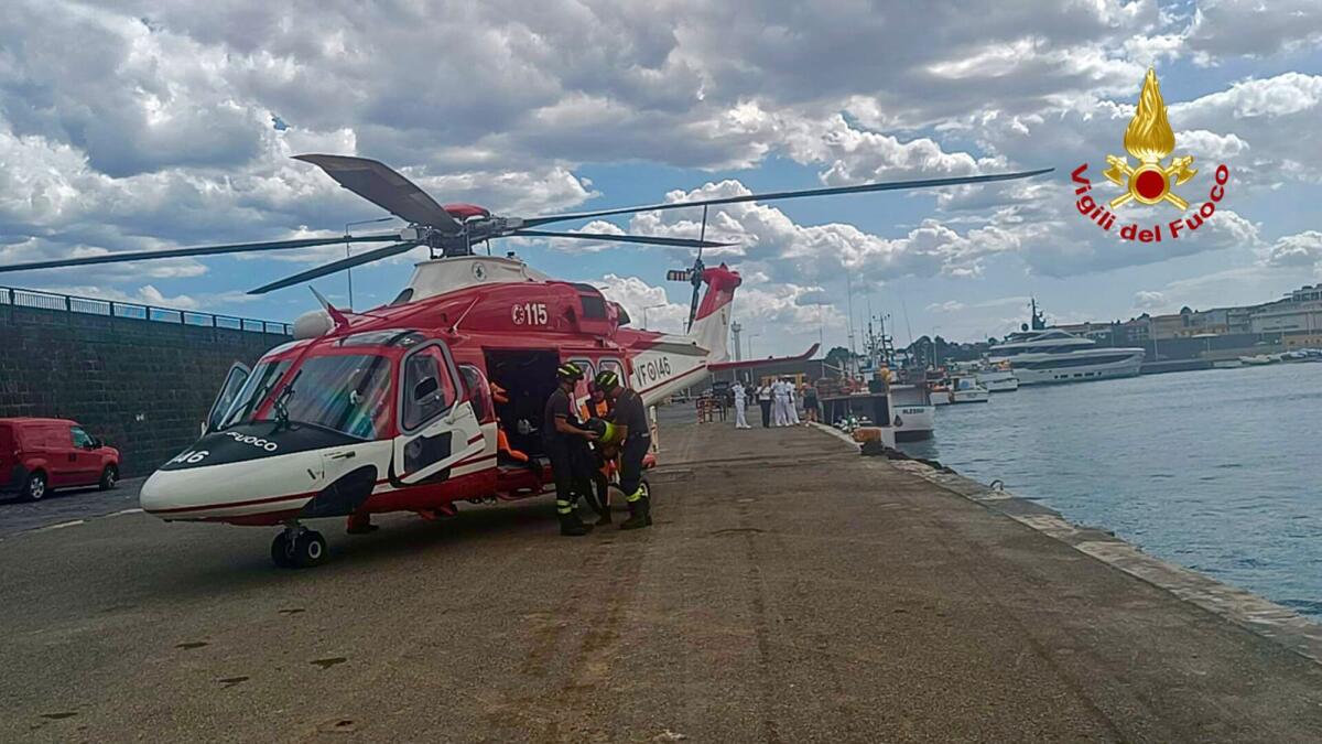 I VIGILI DEL FUOCO SONO IMPEGNATI NELLA RICERCA IN MARE DI UNA PERSONA A RIPOSTO - 