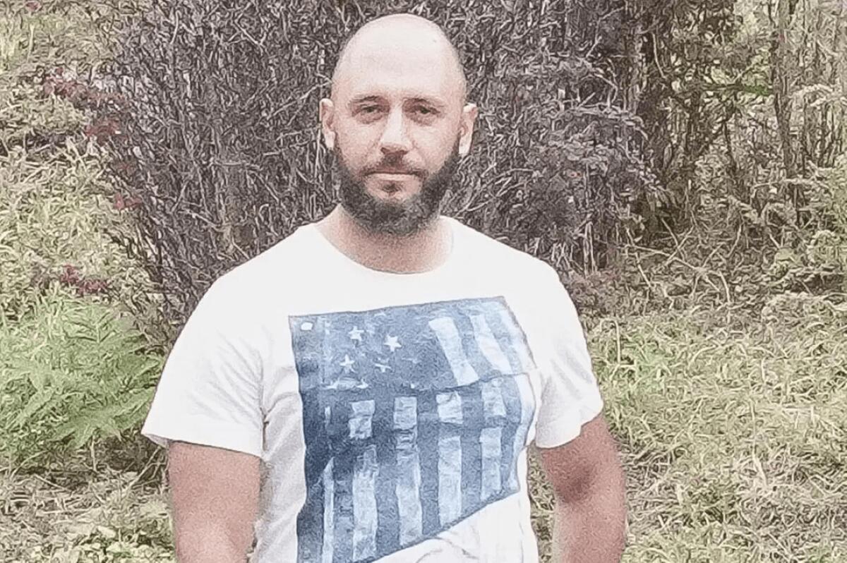 MIRACOLO A TORINO. BIMBA DI 4 ANNI CADE DA UN QUINTO PIANO A TORINO: PASSANTE LA PRENDE AL VOLO E LA SALVA - 