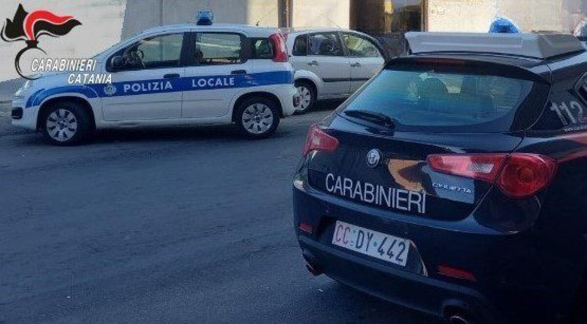 MISTERBIANCO. SEQUESTRATI DUE CHIOSCHI ABUSIVI, DENCIATI PADRE E FIGLIA - 