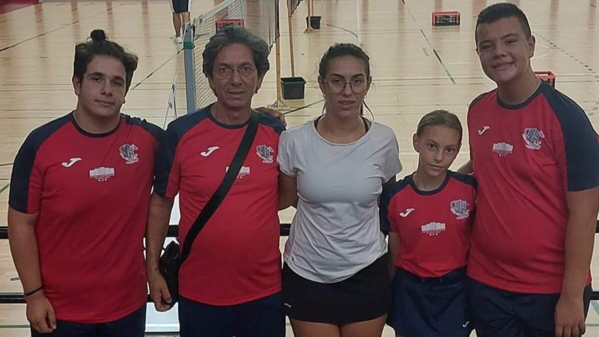 GRANDE SUCCESSO AL SUPERSERIES BADMINTON DI PALERMO PER LE "RACCHETTE" DI PATERNÒ - 