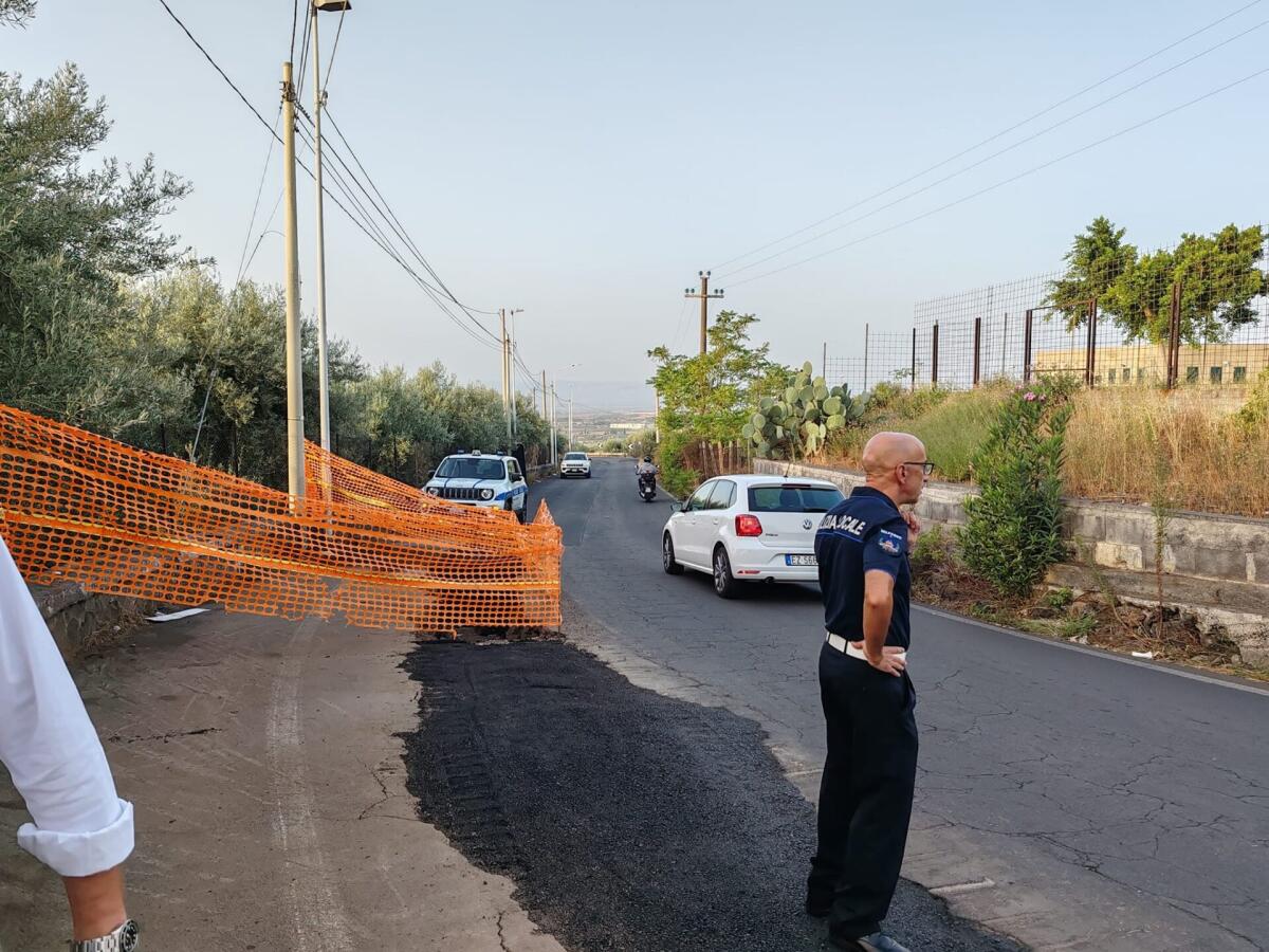 BELPASSO, SANZIONATA LA DITTA CHE ESEGUE I LAVORI SULLA STRADA PROVINCIALE 14 - 
