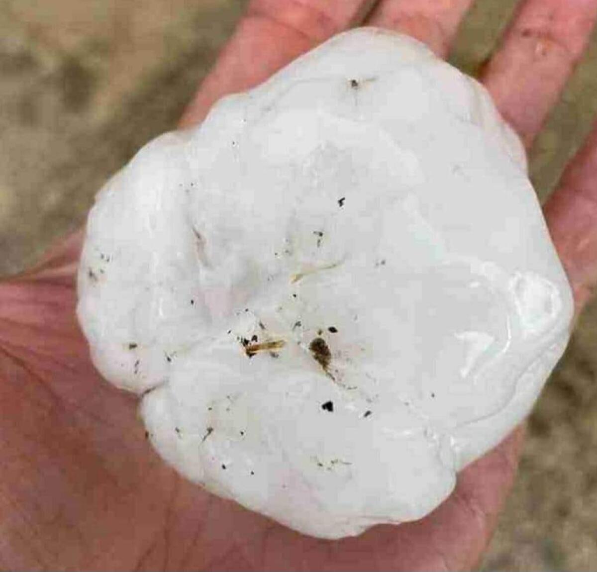 VIOLENTA GRANDINATA PROVOCA DANNI GRAVI A SAN BIAGIO PLATANI NELL'AGRIGENTINO - 