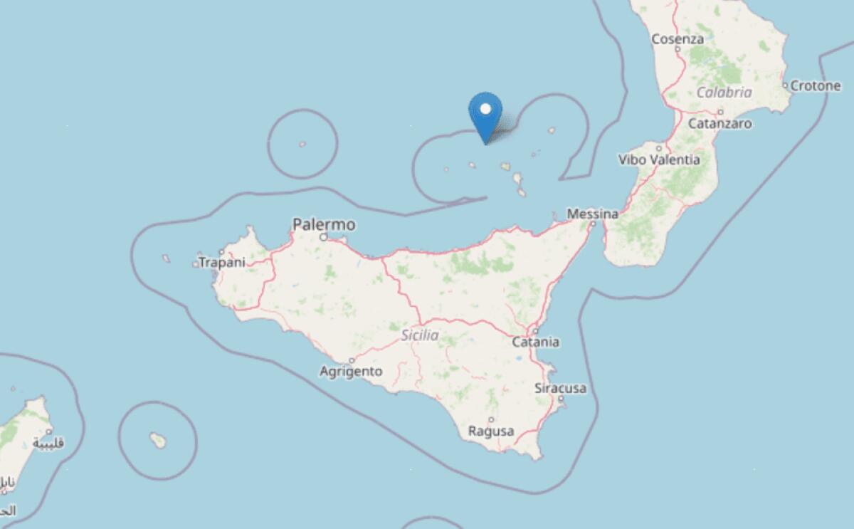 NELLA NOTTE TERREMOTO MAGNITUDO 3.4 AL LARGO DELLE ISOLE EOLIE - 