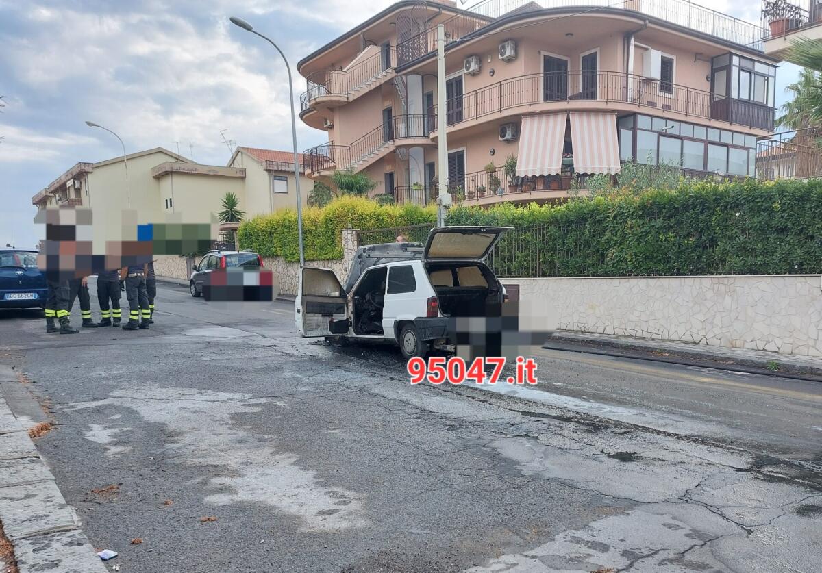 AUTO IN FIAMME A MISTERBIANCO: NESSUN FERITO - 