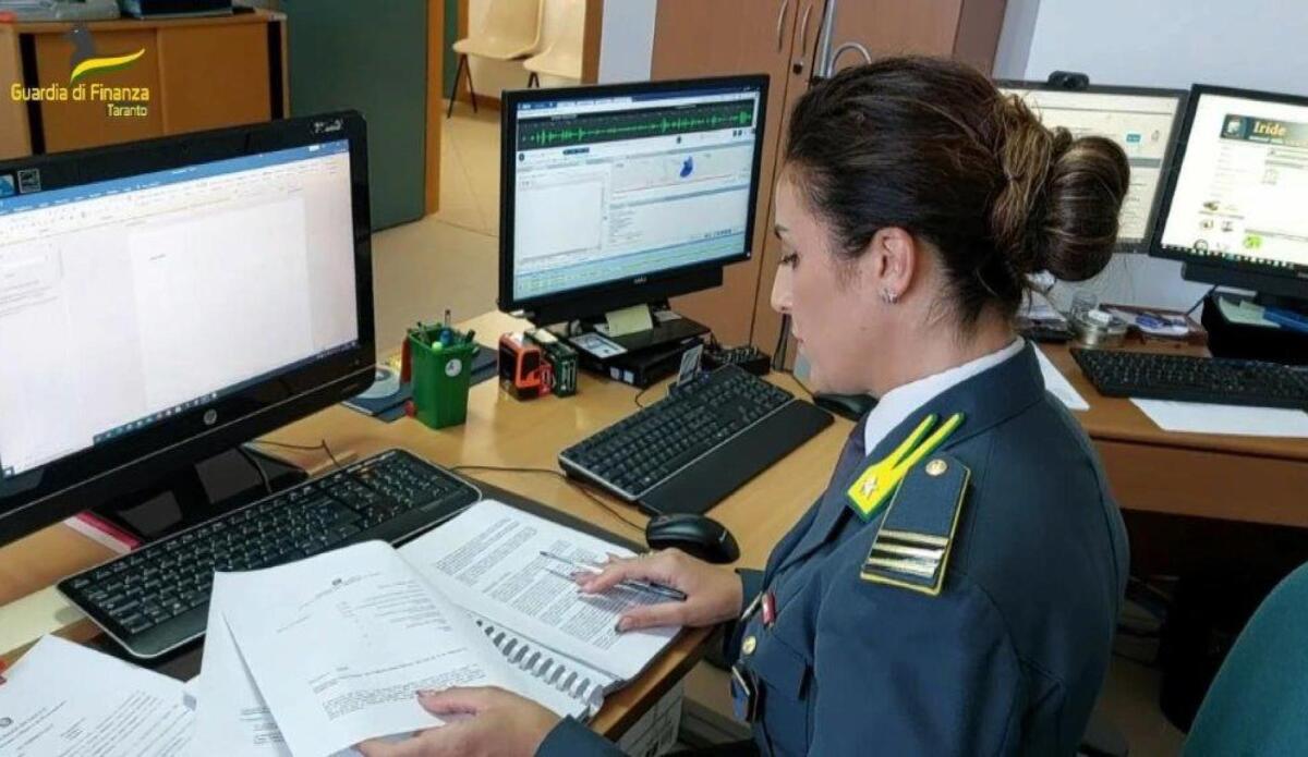 TRANI. SI DICHIARAVANO SENZA FISSA DIMORA PER INTASCARE IL REDDITO DI CITTADINANZA, NEI GUAI 48 RAGAZZI - 