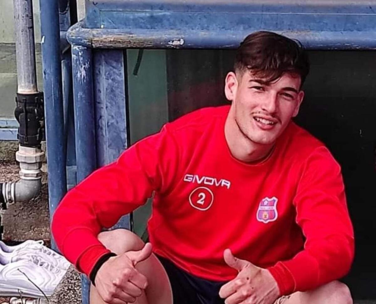 EX CALCIATORE DEL PATERNÒ MUORE IN UN INCIDENTE A CATANIA - 