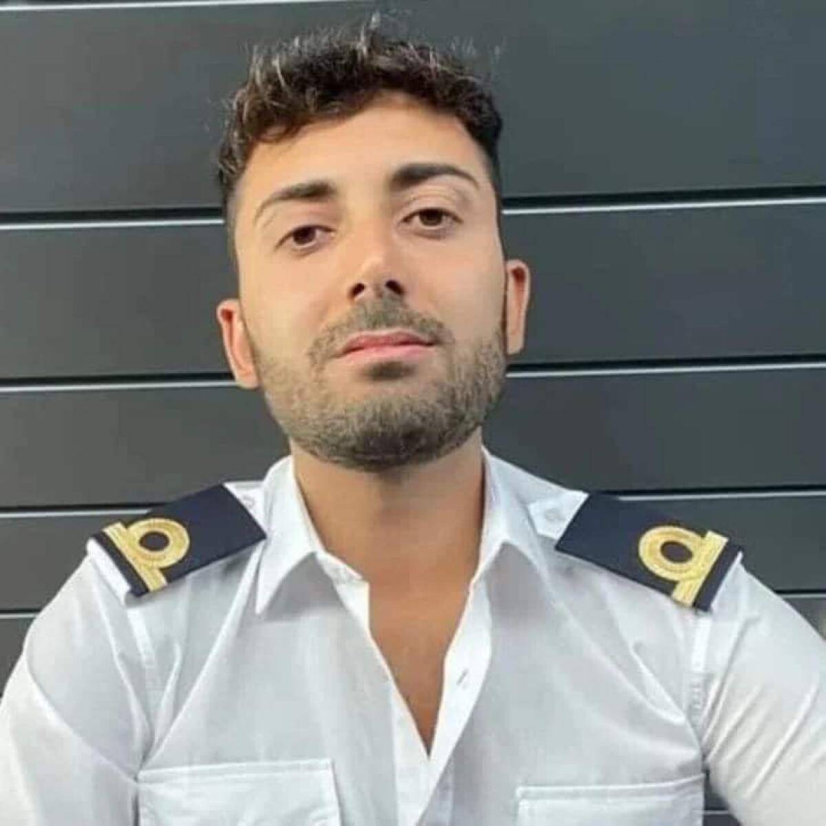 SALERNO, DUE UFFICIALI MESSINESI DELLA CARONTE TRAVOLTI DA UN TRATTORE IN MANOVRA AL PORTO: UNO È MORTO, L’ALTRO FERITO GRAVEMENTE - 