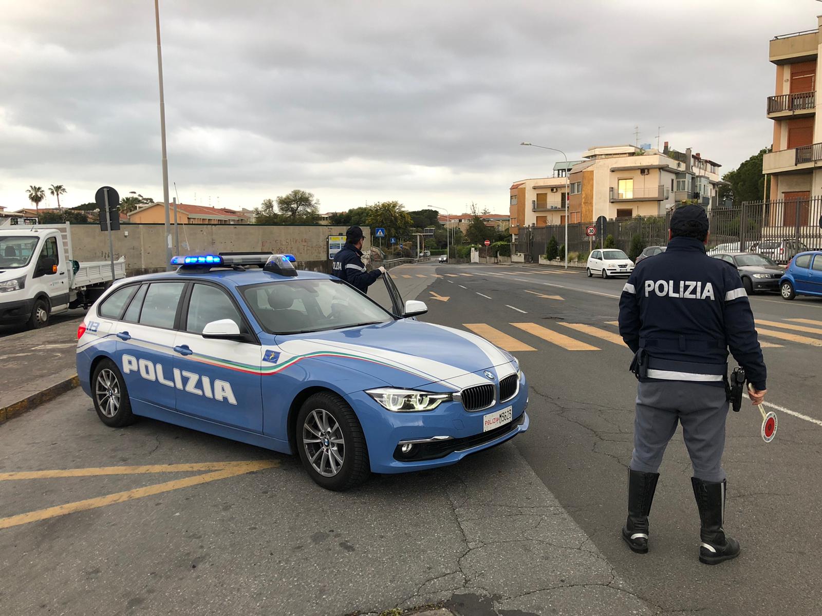 POLIZIA STRADALE. SCOPERTI AUTOVETTURE CON CHILOMETRAGGI ALTERATI IN UN AUTOSALONE ACESE
