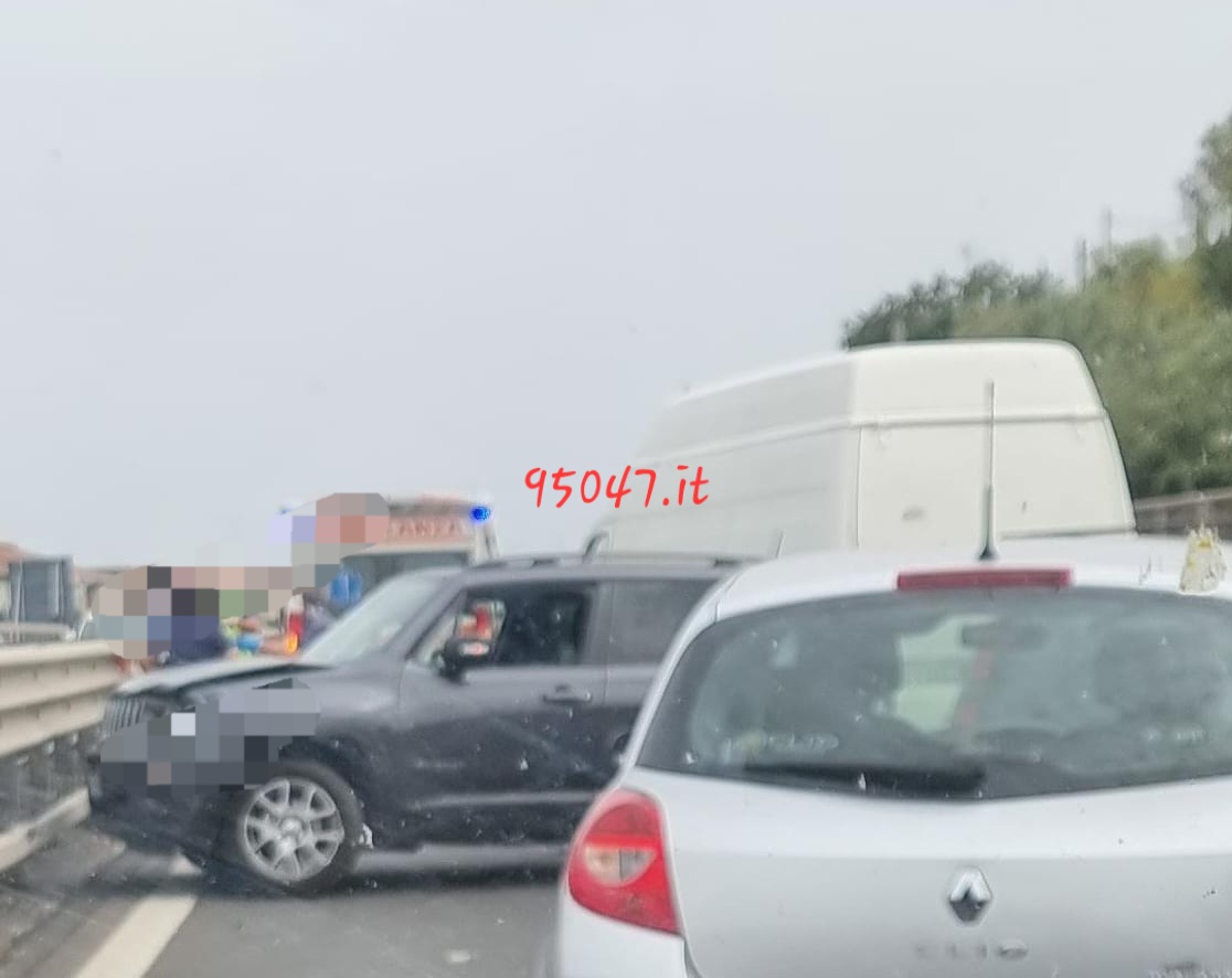 DOPPIO INCIDENTE SULLA SS121 IN DIREZIONE CATANIA, SOCCORSI SUL POSTO E TRAFFICO IN TILT